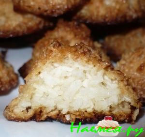 Кокосовые пирамидки