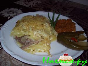 Мясо под шубой с картошкой Мясо под шубой с картошкой