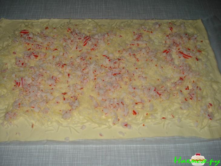 "Сырные завитки" с крабовыми палочками "Сырные завитки" с крабовыми палочками