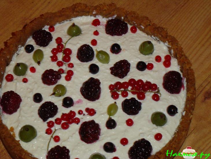 Чизкейк с летними ягодами