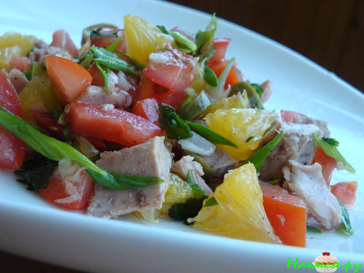 Салат с тунцом и апельсинами