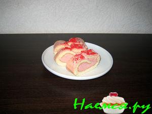 Бисквитный рулет с мороженным Бисквитный рулет с мороженным