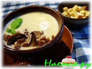 Сырный суп-крем с луком пореем