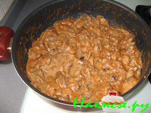 Бефстроганов со сметаной