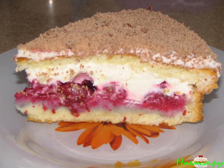 Вишнёвый пирог со сливочным кремом