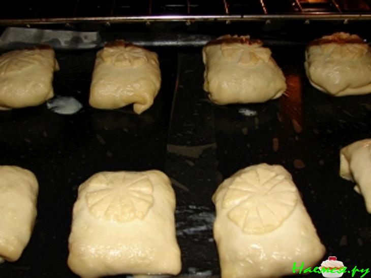 Закусочные пирожки с тунцом