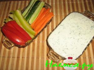 Вкусный соус к свежим овощам 