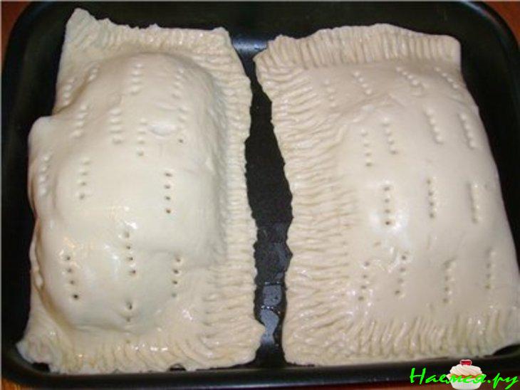 Мясо в слоеном тесте