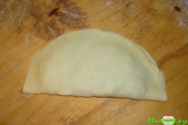 Чебуреки с грибами