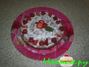 Кекс с какао и изюмом