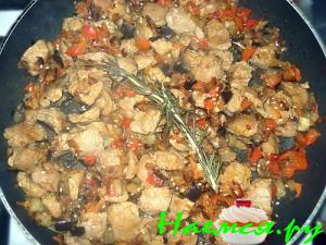 Рагу из сои и овощей