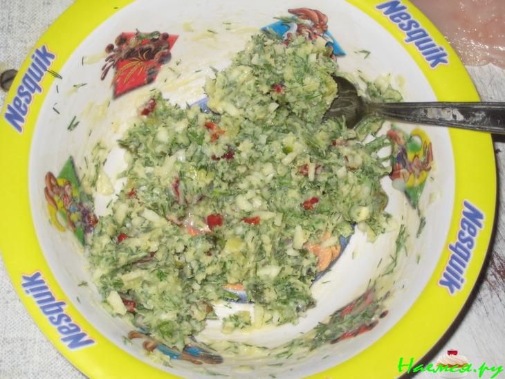 Котлеты по-киевски с паприкой и чесноком