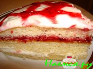 Клюквенно-лимонный пирог со сметанной прослойкой