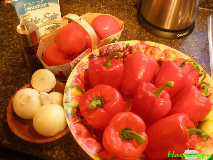 Печенный перец с подливкой