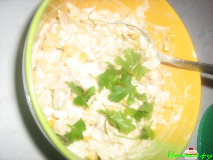 Просто салатик с кальмарами