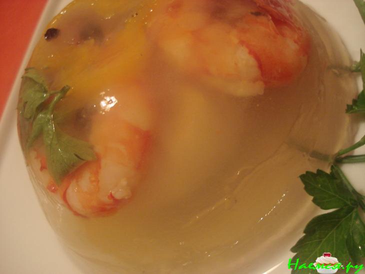 Яйцо-пашот с креветками в желе Яйцо-пашот с креветками в желе