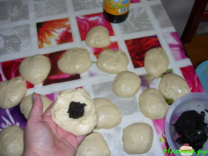 Пирог из дрожжевых булочек 