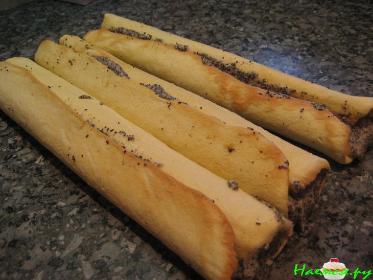 Пляцок рулетный с маком