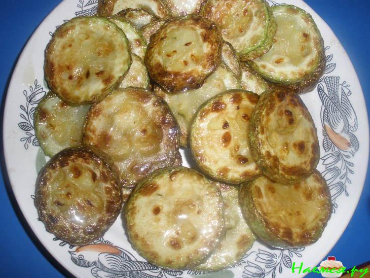 Кабачки по-летнему в томате