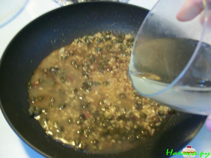 Спагетти с соусом из тунца