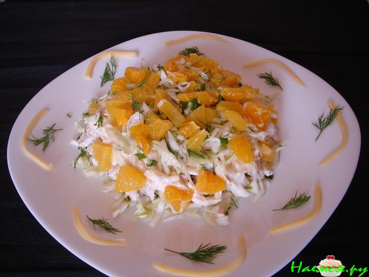 Салат с курицей и апельсинами