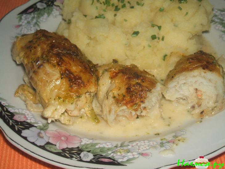 Рыбные роллы с креветками в соусе