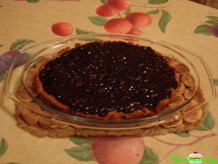 Коричневый пирог