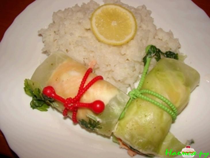 Рулетики с лососем