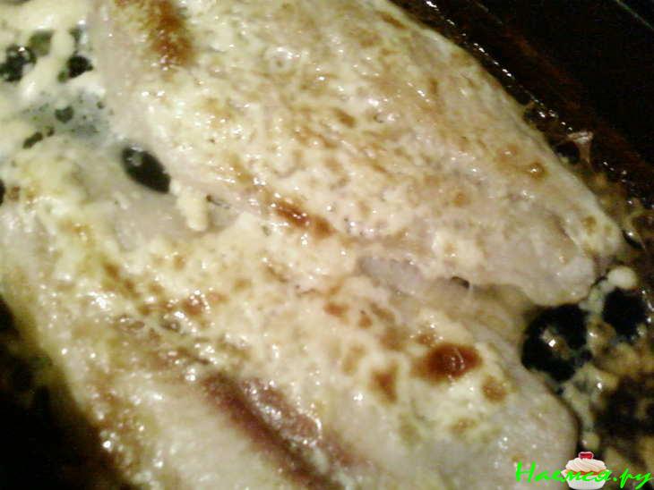 Рыбка с майонезным соусом