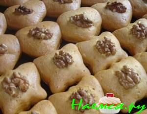Печенье медовое с орехами