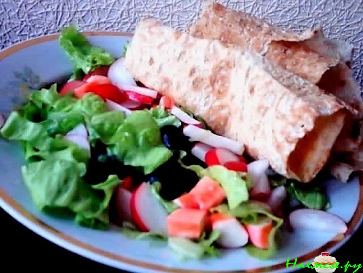 Салат крабовый с лавашом