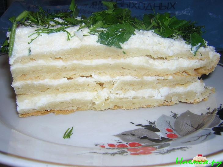 Торт закусочный с творожным кремом на ужин