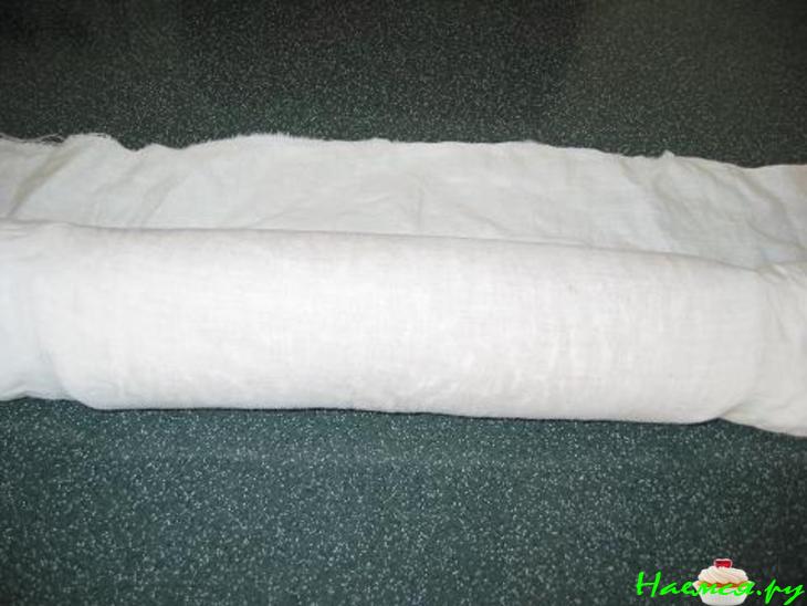 Шоколадный рулет с мороженым