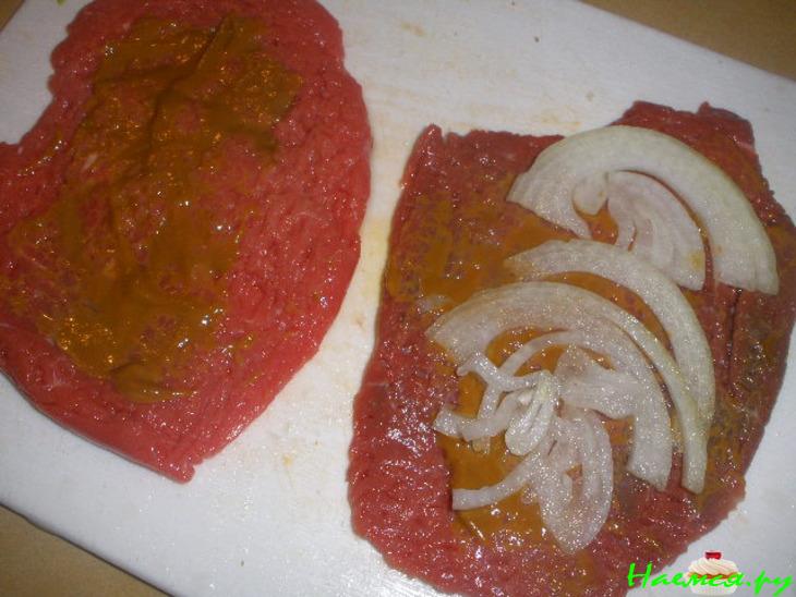 Рулетики из говядины с грибами (жаркое) Рулетики из говядины с грибами (жаркое)