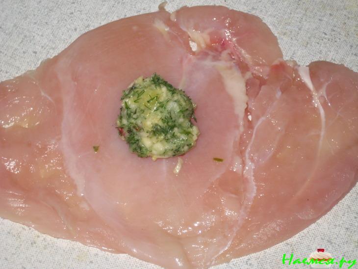 Котлеты по-киевски с паприкой и чесноком