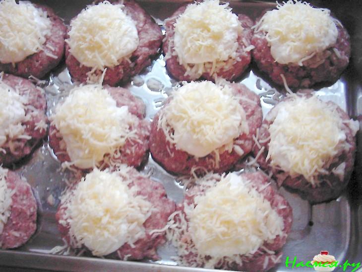 Мясные ватрушки с рисом и сыром Мясные ватрушки с рисом и сыром