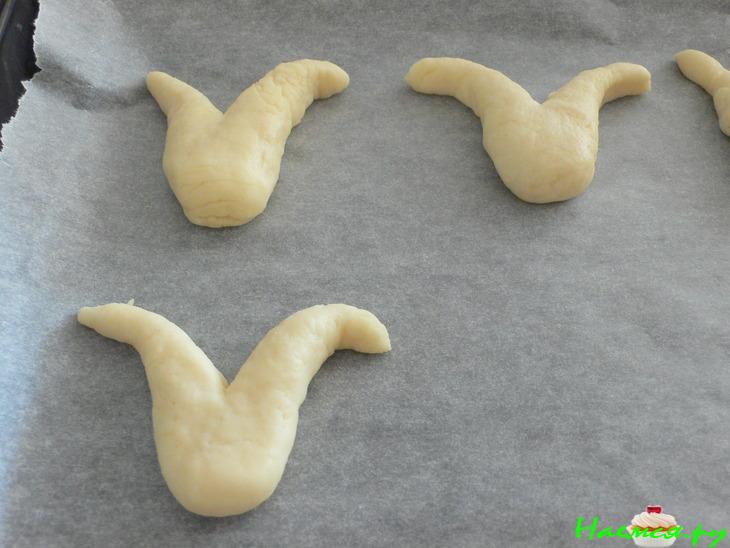 Пасхальные зайчата на кексах