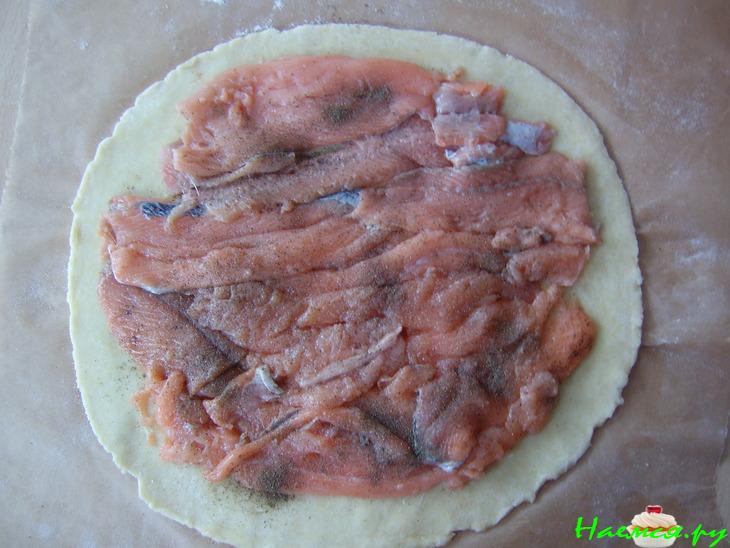 Пирог-рулет с рыбой Пирог-рулет с рыбой