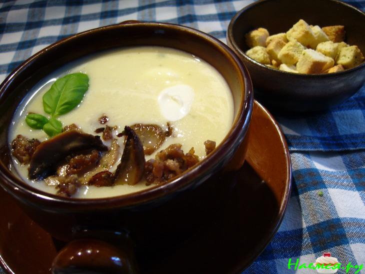 Сырный суп-крем с луком пореем