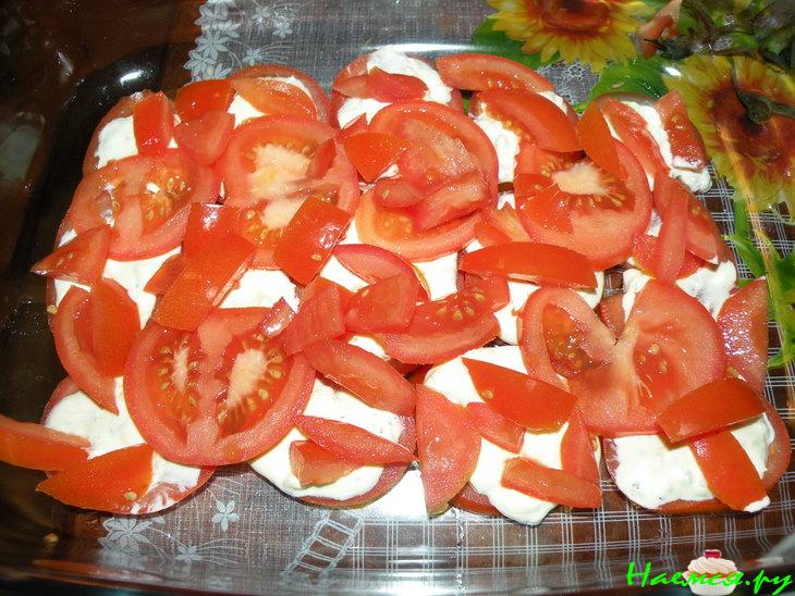 Помидоры в сыре
