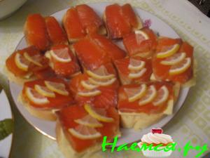 "Райские" бутерброды с форелью