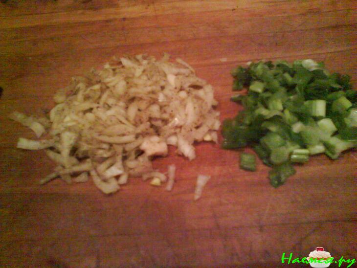 Пикантный салат из креветок и кукурузы Пикантный салат из креветок и кукурузы