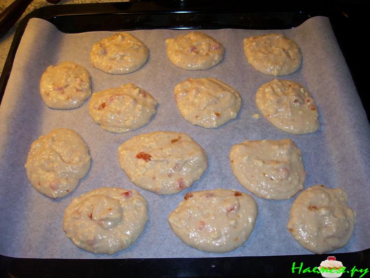 Печеньки с цукатами и джемом