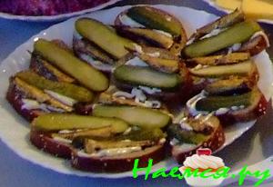 Бутерброды со шпротами