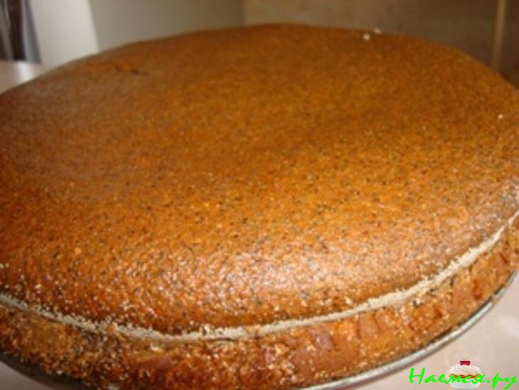 Маковый пирог-торт с творожной прослойкой