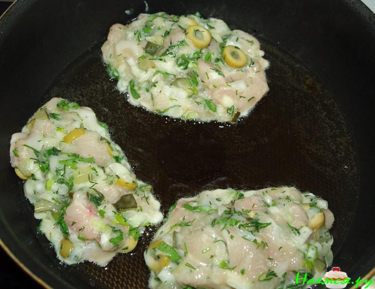 Зеленые куриные котлеты