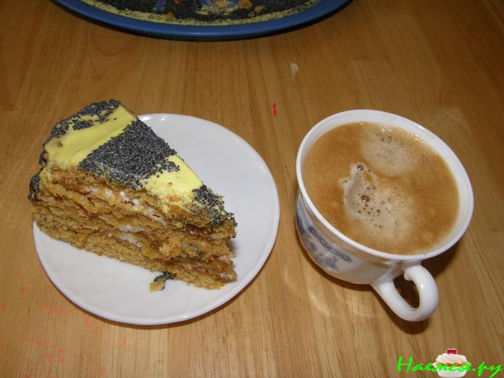 Торт 'Пчёлка' со сметанным кремом