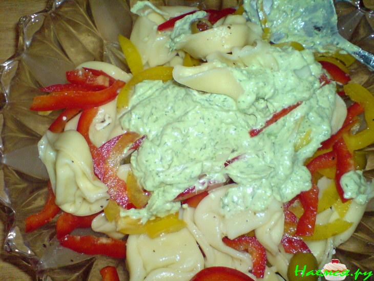 Салат из Равиоли с песто Салат из Равиоли с песто