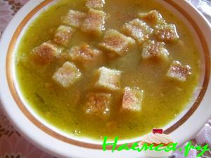 Суп гороховый с баварскими колбасками