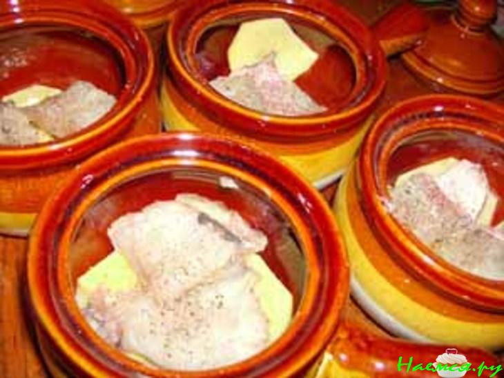 Уха по-татарски в горшочках